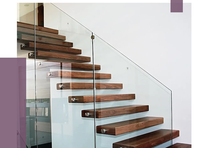 Стеклянные перила для лестницы в Реутове от 15090 руб.