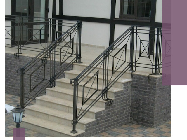 Перила для крыльца в Реутове — монтаж, изготовление и установка