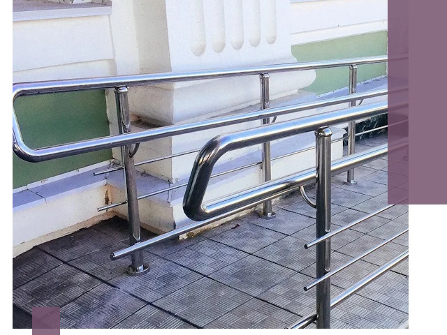 Ограждения пандусов из металла и нержавейки в Реутове