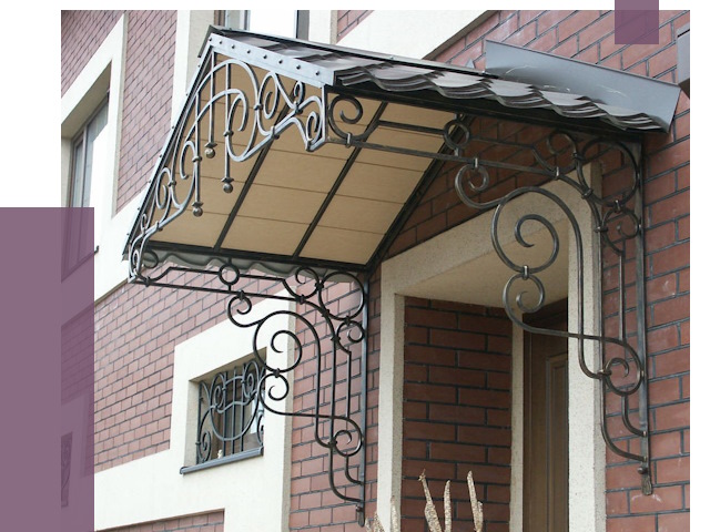 Двускатные козырьки в Реутове под ключ от 13009 руб.