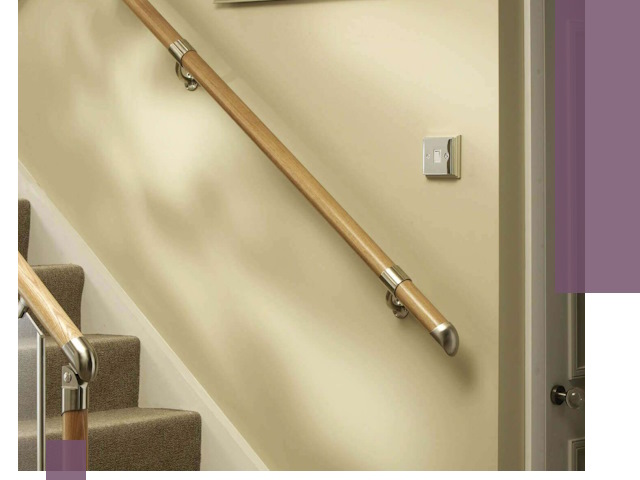 Монтаж пристенных поручней профессионально в Реутове